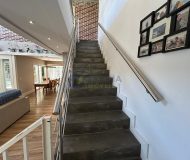 Casa com 301m², 3 dormitórios, 1 suíte, 2 vagas no bairro Alto Petrópolis em Porto Alegre