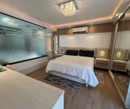 Casa com 301m², 3 dormitórios, 1 suíte, 2 vagas no bairro Alto Petrópolis em Porto Alegre