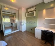 Casa com 301m², 3 dormitórios, 1 suíte, 2 vagas no bairro Alto Petrópolis em Porto Alegre