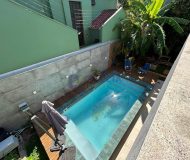 Casa com 301m², 3 dormitórios, 1 suíte, 2 vagas no bairro Alto Petrópolis em Porto Alegre