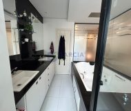 Casa com 301m², 3 dormitórios, 1 suíte, 2 vagas no bairro Alto Petrópolis em Porto Alegre