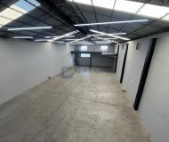 Depósito com 550m² no bairro Navegantes em Porto Alegre