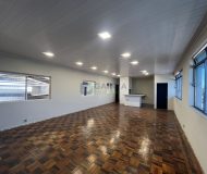 Depósito com 550m² no bairro Navegantes em Porto Alegre