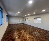 Depósito com 550m² no bairro Navegantes em Porto Alegre