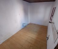 Casa com 270m², 6 dormitórios, 1 suíte, 3 vagas no bairro Sarandi em Porto Alegre