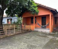 Casa com 167m², 2 dormitórios, 1 suíte, 2 vagas no bairro Sarandi em Porto Alegre