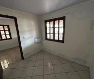 Casa com 167m², 2 dormitórios, 1 suíte, 2 vagas no bairro Sarandi em Porto Alegre