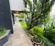 Apartamento com 60m², 2 dormitórios, 1 vaga no bairro São Sebastião em Porto Alegre