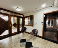 Apartamento com 60m², 2 dormitórios, 1 vaga no bairro São Sebastião em Porto Alegre