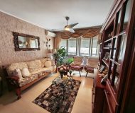 Apartamento com 113m², 3 dormitórios, 1 suíte, 1 vaga no bairro Cristo Redentor em Porto Alegre