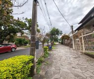 Apartamento com 113m², 3 dormitórios, 1 suíte, 1 vaga no bairro Cristo Redentor em Porto Alegre