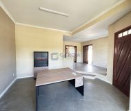 Casa com 170m², 2 dormitórios, 1 suíte, 2 vagas no bairro Sarandi em Porto Alegre