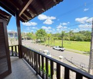 Casa com 170m², 2 dormitórios, 1 suíte, 2 vagas no bairro Sarandi em Porto Alegre