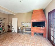 Casa com 170m², 2 dormitórios, 1 suíte, 2 vagas no bairro Sarandi em Porto Alegre