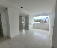 Apartamento com 74m², 3 dormitórios, 1 suíte, 2 vagas no bairro Partenon em Porto Alegre