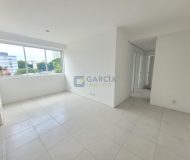 Apartamento com 74m², 3 dormitórios, 1 suíte, 2 vagas no bairro Partenon em Porto Alegre