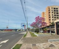 Apartamento com 57m², 2 dormitórios, 1 vaga no bairro Petrópolis em Porto Alegre