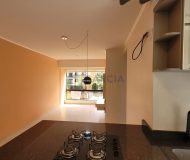 Apartamento com 57m², 2 dormitórios, 1 vaga no bairro Petrópolis em Porto Alegre