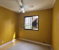 Apartamento com 57m², 2 dormitórios, 1 vaga no bairro Petrópolis em Porto Alegre