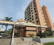 Apartamento com 57m², 2 dormitórios, 1 vaga no bairro Petrópolis em Porto Alegre