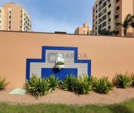Apartamento com 57m², 2 dormitórios, 1 vaga no bairro Petrópolis em Porto Alegre