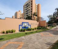 Apartamento com 57m², 2 dormitórios, 1 vaga no bairro Petrópolis em Porto Alegre