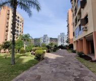 Apartamento com 57m², 2 dormitórios, 1 vaga no bairro Petrópolis em Porto Alegre