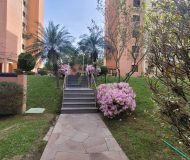 Apartamento com 57m², 2 dormitórios, 1 vaga no bairro Petrópolis em Porto Alegre