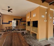 Apartamento com 57m², 2 dormitórios, 1 vaga no bairro Petrópolis em Porto Alegre