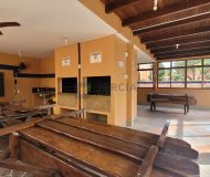 Apartamento com 57m², 2 dormitórios, 1 vaga no bairro Petrópolis em Porto Alegre