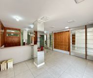 Loja com 70m² no bairro Passo da Areia em Porto Alegre