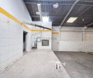 Depósito com 200m², 2 vagas no bairro Parque Santa Fé em Porto Alegre