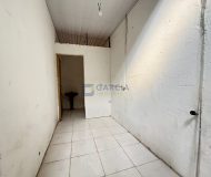 Depósito com 200m², 2 vagas no bairro Parque Santa Fé em Porto Alegre