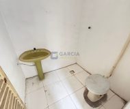Depósito com 200m², 2 vagas no bairro Parque Santa Fé em Porto Alegre