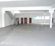 Loja com 880m², 5 vagas no bairro Sarandi em Porto Alegre