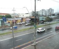Loja com 880m², 5 vagas no bairro Sarandi em Porto Alegre