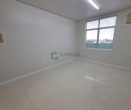 Sala Comercial com 25m² no bairro Sarandi em Porto Alegre