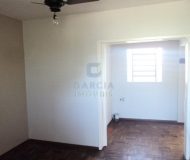 Casa com 94m², 3 dormitórios, 3 vagas no bairro Sarandi em Porto Alegre