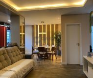 Casa com 200m², 5 dormitórios, 1 suíte, 4 vagas no bairro Sarandi em Porto Alegre