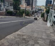 Depósito com 570m², 2 dormitórios, 30 vagas no bairro Floresta em Porto Alegre