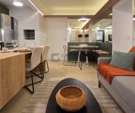 Apartamento com 67m², 2 dormitórios, 1 vaga no bairro São Sebastião em Porto Alegre