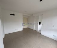 Apartamento com 60m², 2 dormitórios, 1 suíte, 1 vaga no bairro São Sebastião em Porto Alegre