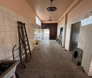 Casa com 310m², 6 dormitórios, 1 suíte, 4 vagas no bairro Jardim Floresta em Porto Alegre