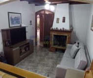 Casa com 164m², 3 dormitórios, 1 suíte, 3 vagas no bairro Cascata em Porto Alegre