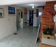 Casa com 164m², 3 dormitórios, 1 suíte, 3 vagas no bairro Cascata em Porto Alegre