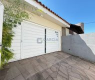 Casa com 350m², 7 dormitórios, 1 suíte, 4 vagas no bairro Sarandi em Porto Alegre