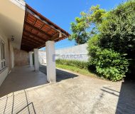 Casa com 350m², 7 dormitórios, 1 suíte, 4 vagas no bairro Sarandi em Porto Alegre