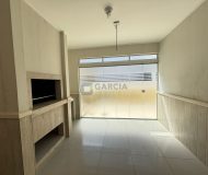 Casa com 350m², 7 dormitórios, 1 suíte, 4 vagas no bairro Sarandi em Porto Alegre