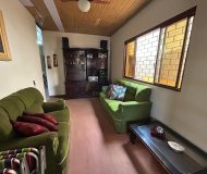 Casa com 80m², 3 dormitórios, 1 suíte, 1 vaga no bairro Jardim Itu Sabará em Porto Alegre