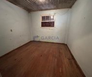 Terreno com 410m², 1 vaga no bairro Jardim Sabará em Porto Alegre